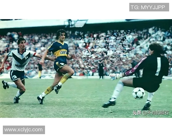 操控足球明星背后的神秘力量与他们的传奇故事揭秘